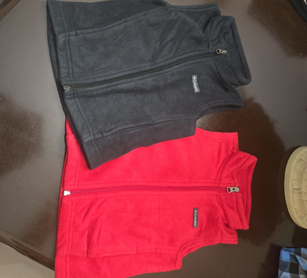 Columbia Black and Red Fleece Vests